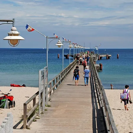 Villa Mit Balkon 500 M Bis Zum Vb *